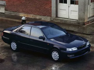 Toyota Vista V30 · Седан