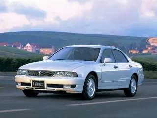 Mitsubishi Diamante II · Седан