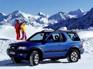 Opel Frontera B · Внедорожник