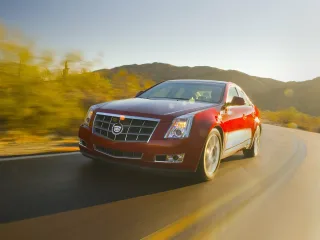 Cadillac CTS II · Седан