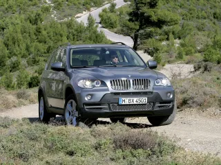 BMW X5 E70 · Внедорожник