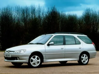 Автомобиль Peugeot 306