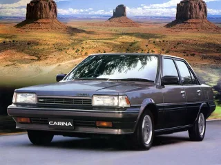 Toyota Carina T150 · Седан