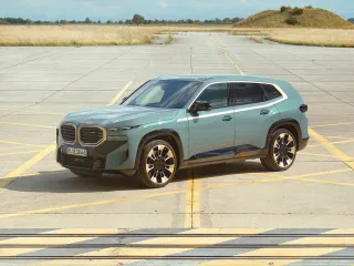 Автомобиль BMW XM