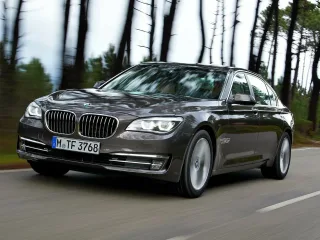 BMW 7 серия F01/F02 рестайлинг · Седан