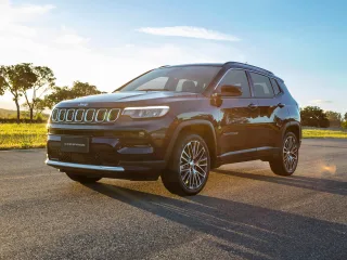 Автомобиль Jeep Compass