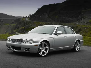 Jaguar XJ X350 · Седан