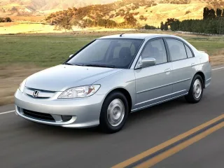 Honda Civic VII рестайлинг · Седан