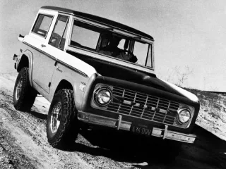 Ford Bronco I · Внедорожник