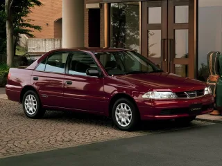 Автомобиль Toyota Carina