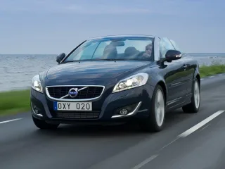 Автомобиль Volvo C70